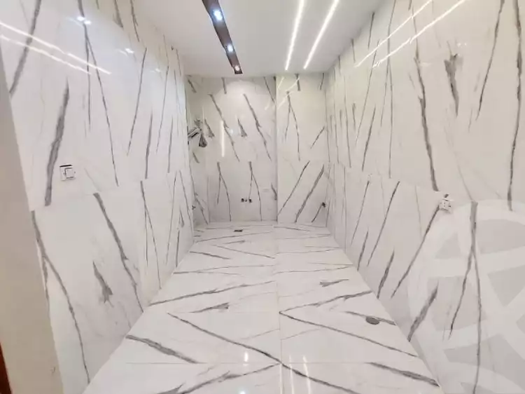 https://aqarmap.com.eg/ar/listing/4289272-for-sale-cairo-cairo-hdyq-lhrm-lmntqh