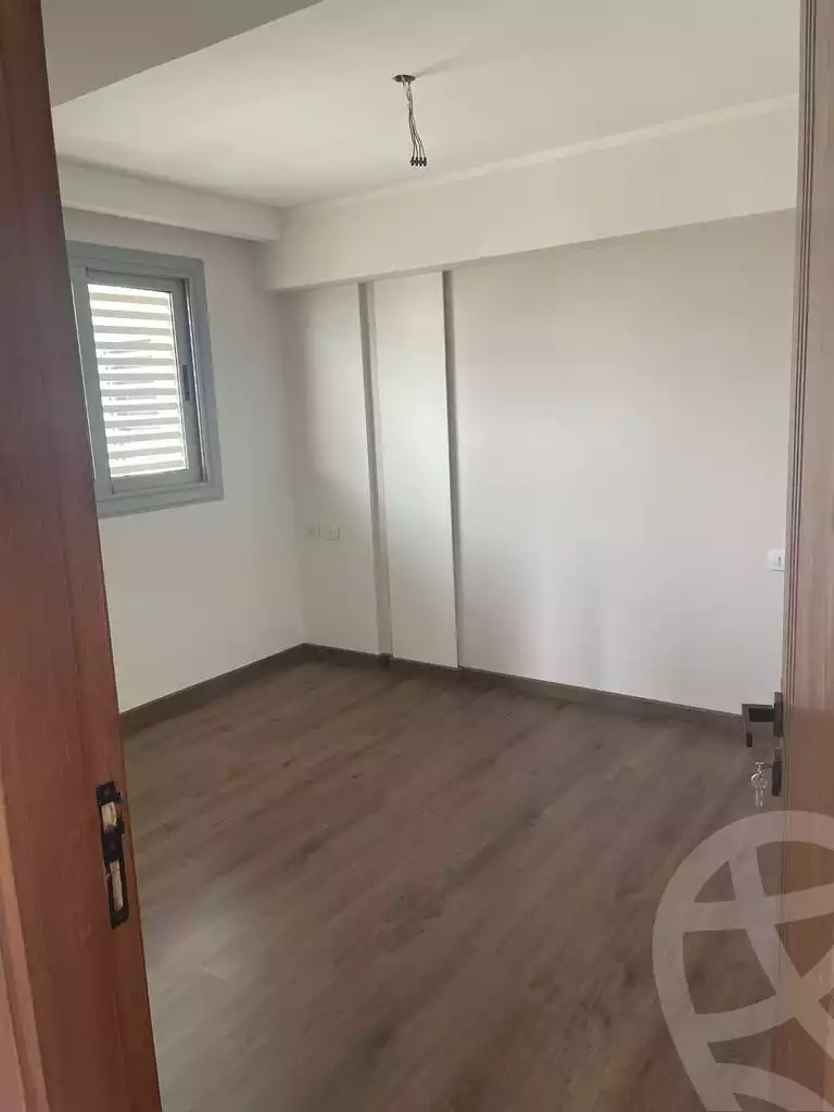 https://aqarmap.com.eg/en/listing/4258474-for-sale-cairo-6th-of-october-compound-palm-parks