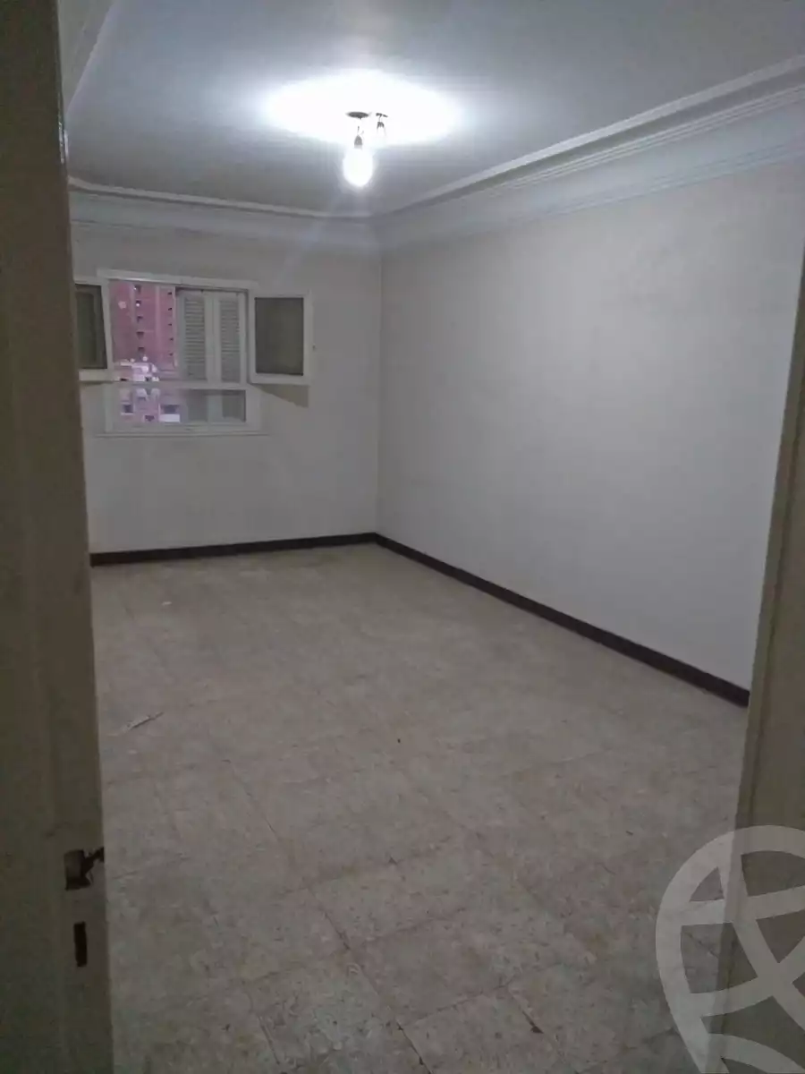 https://aqarmap.com.eg/en/listing/4290030-for-rent-cairo-el-zaytun-lzytwn-lbhry-shr-snn-bsh
