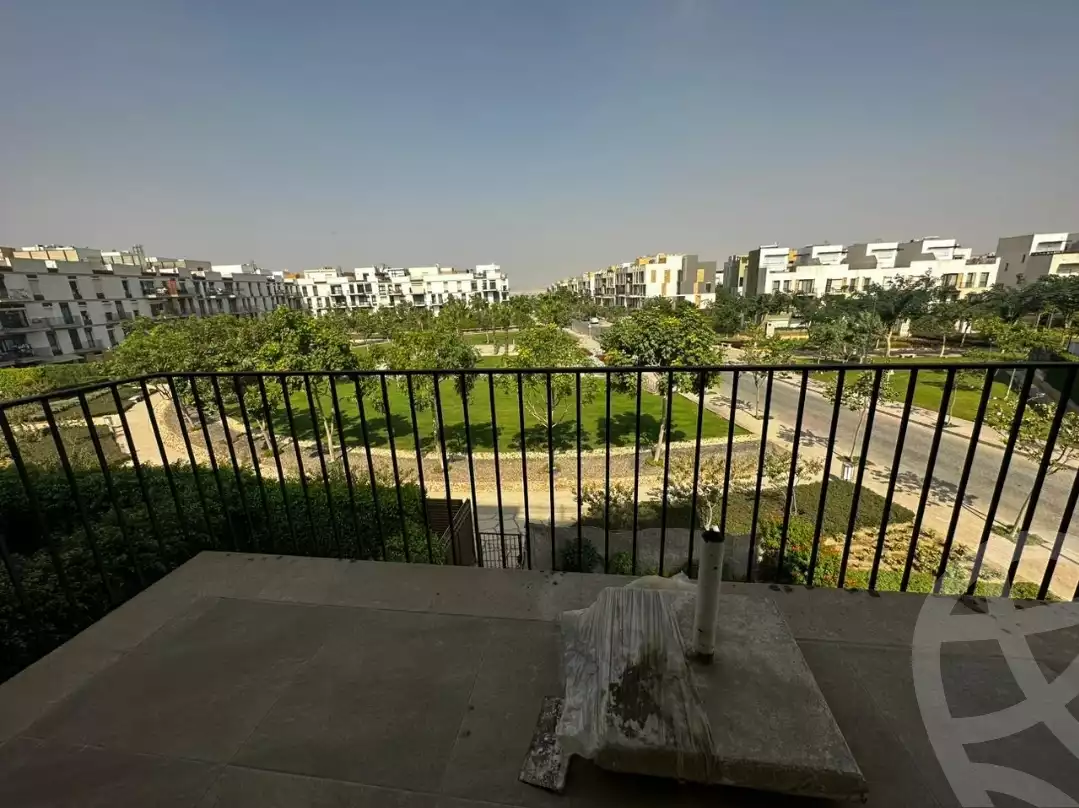 https://aqarmap.com.eg/en/listing/4115494-for-rent-cairo-el-sheikh-zayed-city-compounds-kmbwnd-wyst-twn-swdyk
