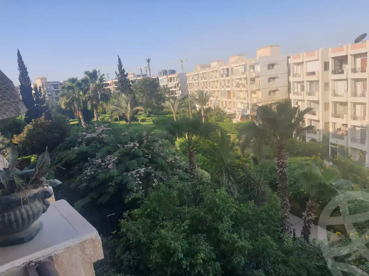 https://aqarmap.com.eg/ar/listing/4298370-for-sale-cairo-el-sheikh-zayed-city-compounds-in-sheikh-zayed-zayed-2000