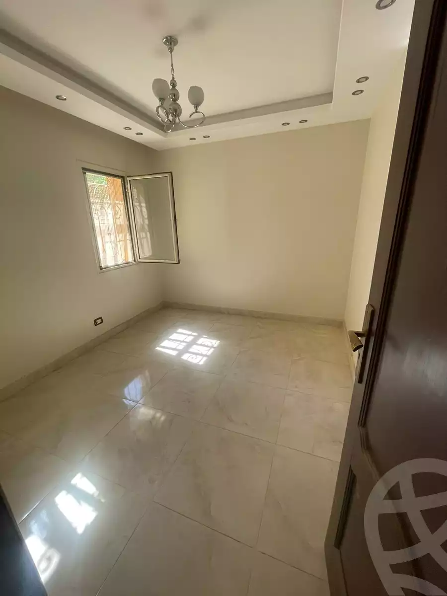 https://aqarmap.com.eg/en/listing/4299063-for-sale-cairo-el-sheikh-zayed-city-compounds-greens