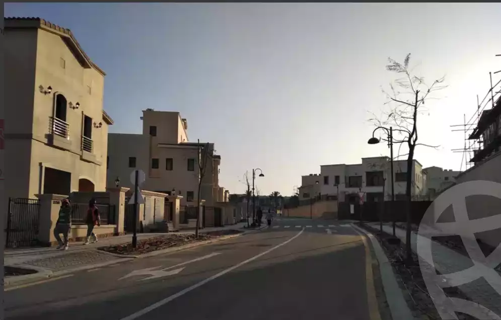 https://aqarmap.com.eg/en/listing/4302146-for-sale-cairo-mokattam-compounds-uptown-cairo