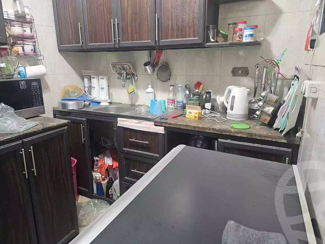 https://aqarmap.com.eg/ar/listing/4313061-for-sale-cairo-6th-of-october-el-ahyaa-neighborhood-4th-school-st