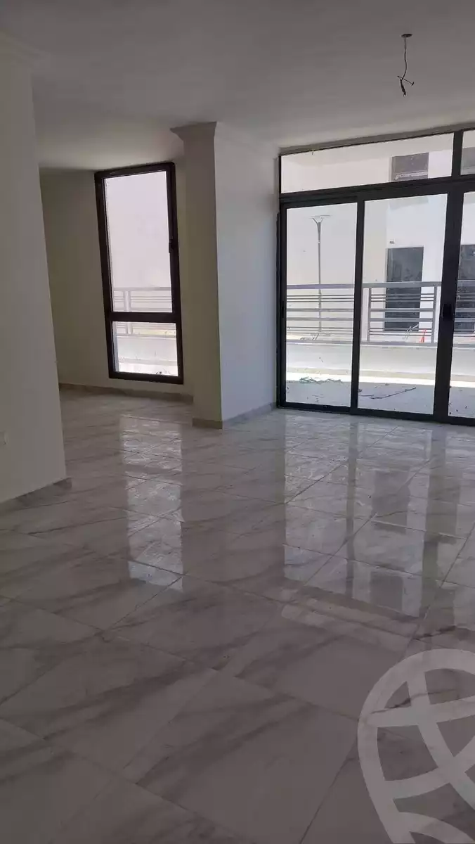 https://aqarmap.com.eg/ar/listing/4314503-for-sale-cairo-new-cairo-compounds-dh-ykwn-ryzdns-styl-hwm