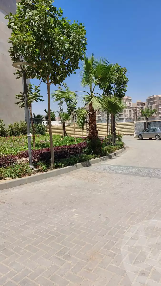 https://aqarmap.com.eg/ar/listing/4314503-for-sale-cairo-new-cairo-compounds-dh-ykwn-ryzdns-styl-hwm