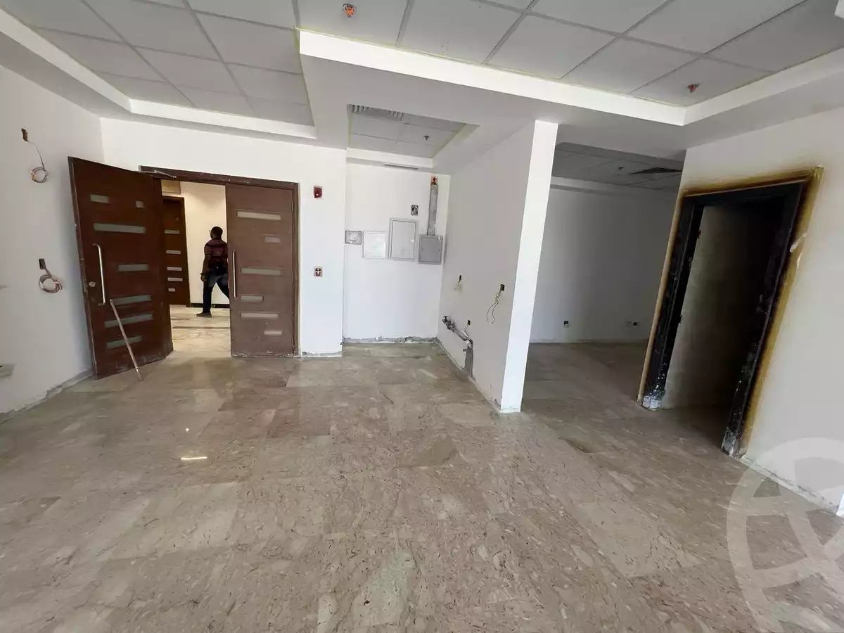 https://aqarmap.com.eg/en/listing/4318115-for-sale-cairo-new-cairo-compounds-mivida