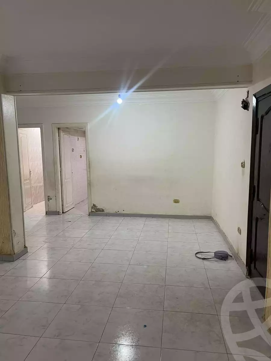 https://aqarmap.com.eg/ar/listing/4327108-for-sale-cairo-mokattam-shareaa-9