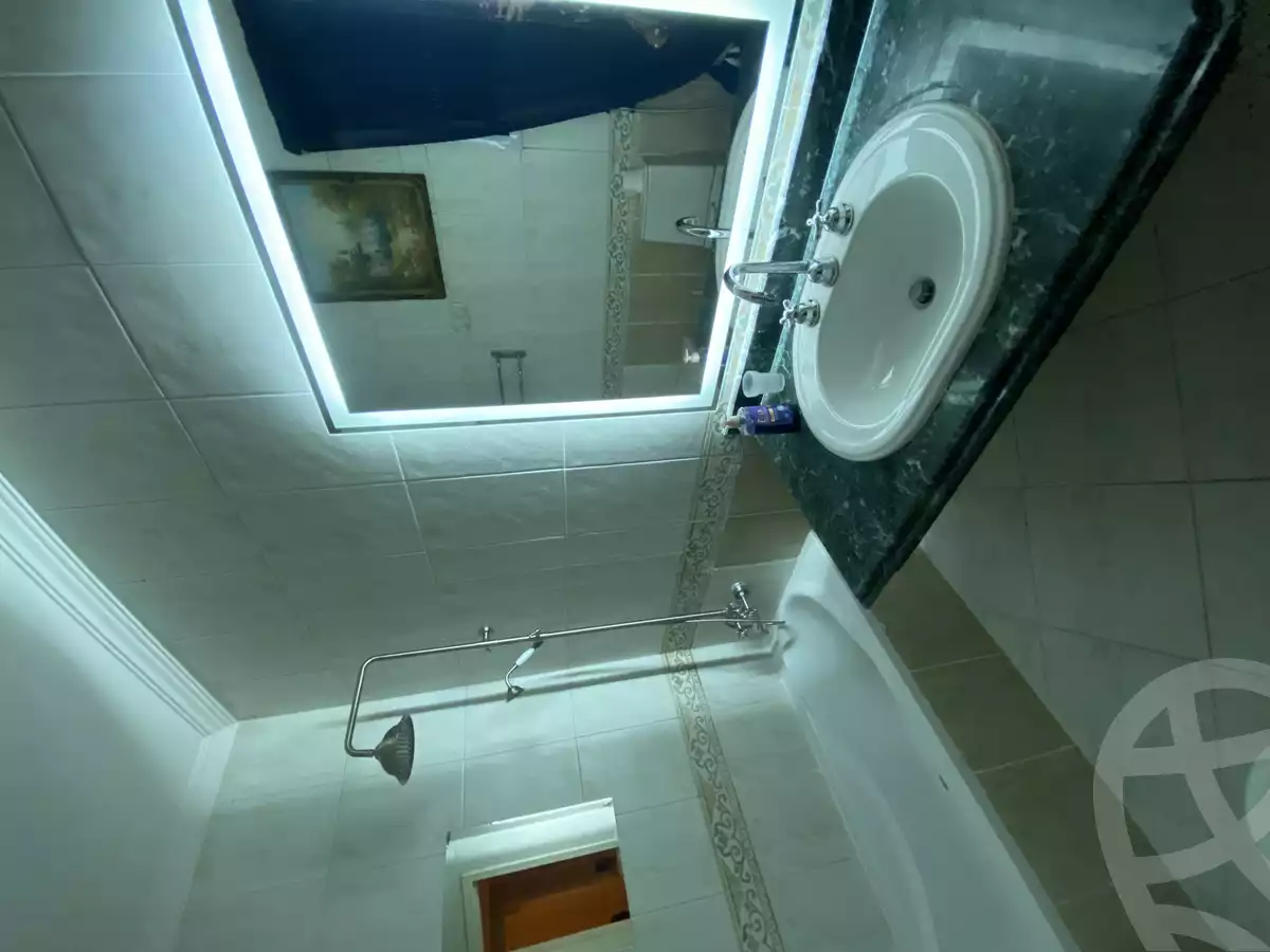 https://aqarmap.com.eg/en/listing/4329112-for-sale-cairo-manial-el-rawda-st