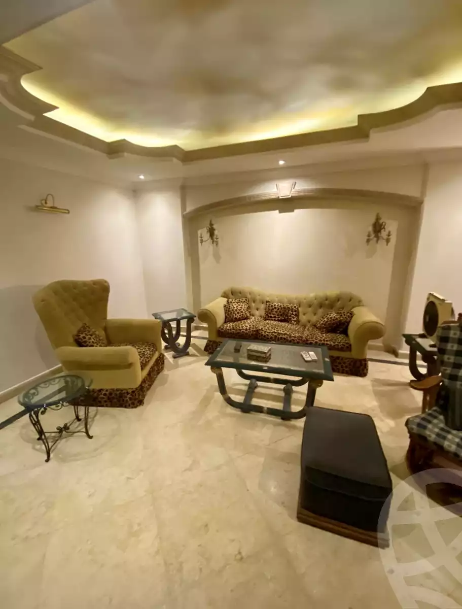 https://aqarmap.com.eg/en/listing/4329112-for-sale-cairo-manial-el-rawda-st