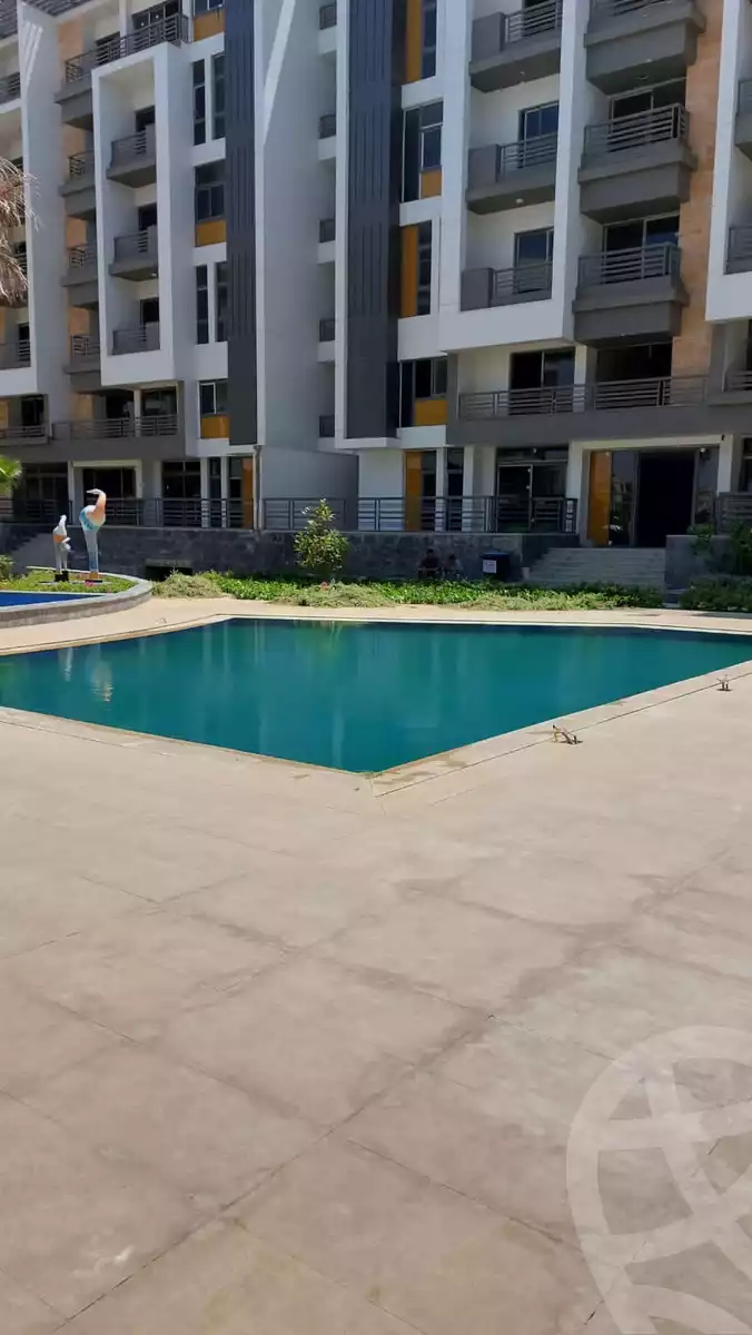 https://aqarmap.com.eg/en/listing/4330855-for-sale-cairo-new-cairo-compounds-dh-ykwn-ryzdns-styl-hwm