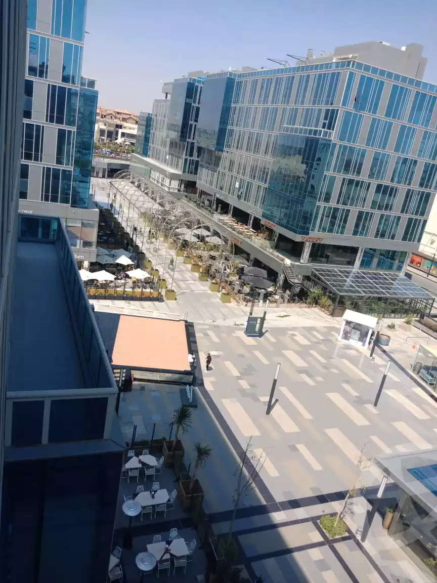 https://aqarmap.com.eg/en/listing/4331288-for-sale-cairo-el-sheikh-zayed-city-compounds-in-sheikh-zayed-capital-business-park