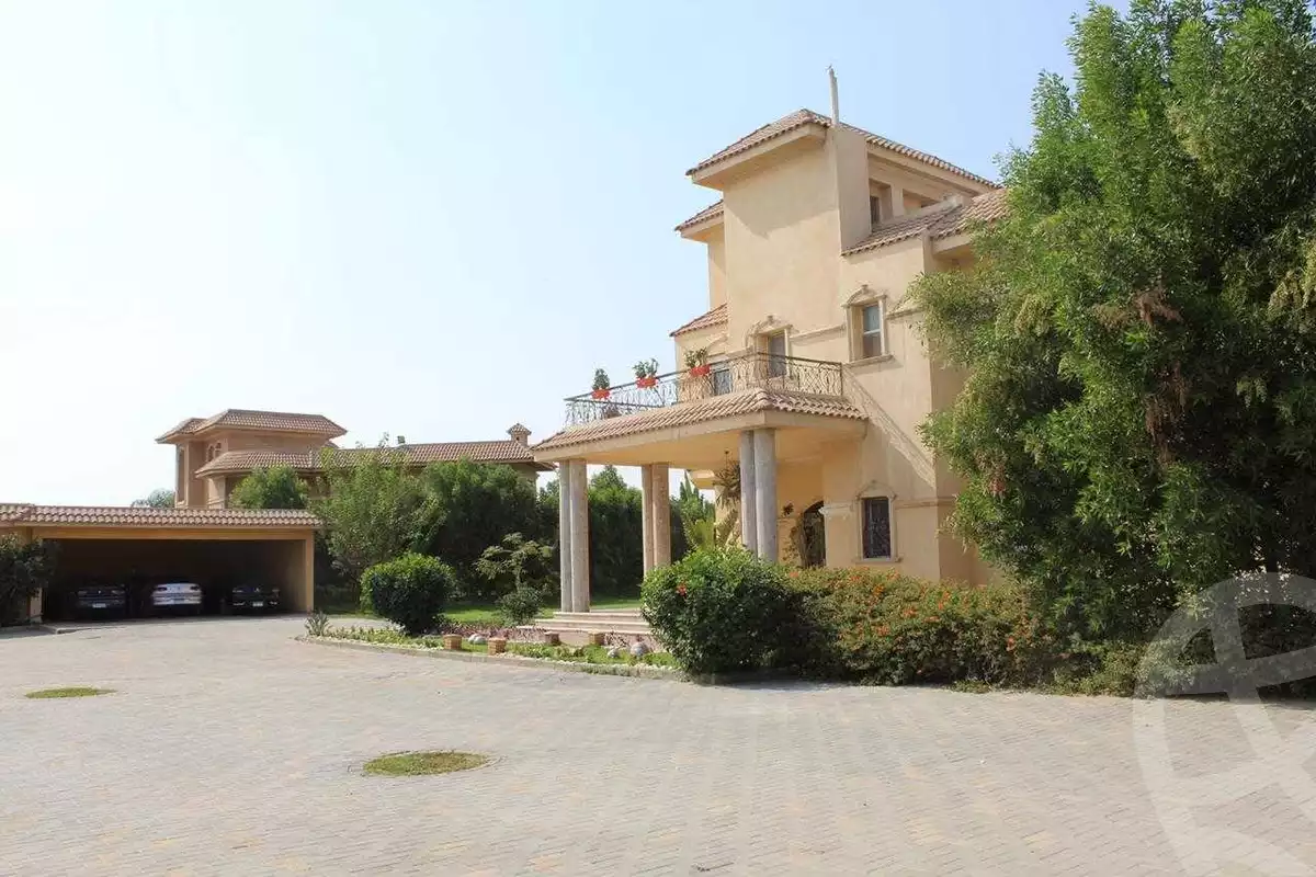 https://aqarmap.com.eg/ar/listing/4338177-for-sale-cairo-el-sheikh-zayed-city-el-hay-elsabeaa-lhy-lsb