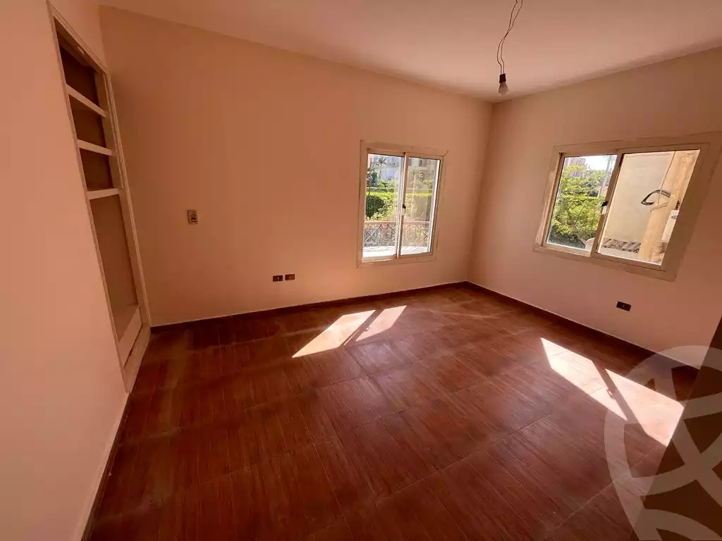 https://aqarmap.com.eg/ar/listing/4339663-for-sale-cairo-el-sheikh-zayed-city-compounds-in-sheikh-zayed-hadayek-el-mohandiseen