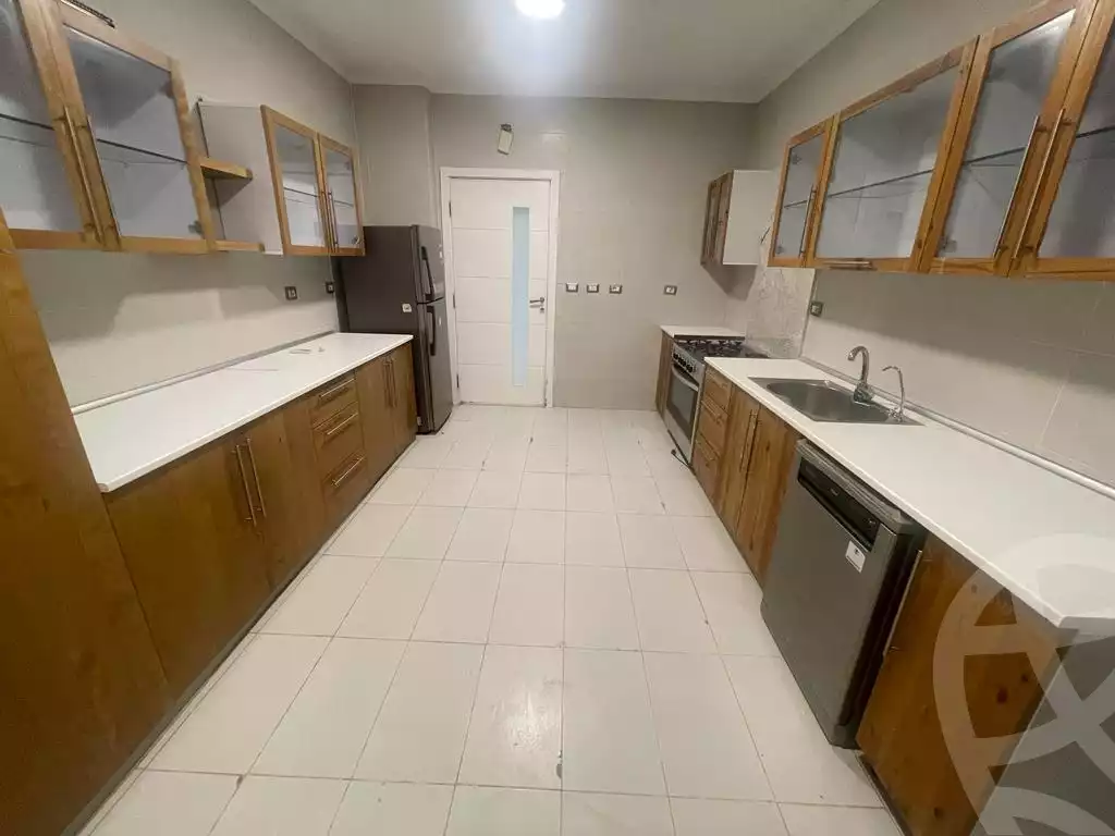 https://aqarmap.com.eg/en/listing/4342585-for-rent-cairo-6th-of-october-compound-palm-parks