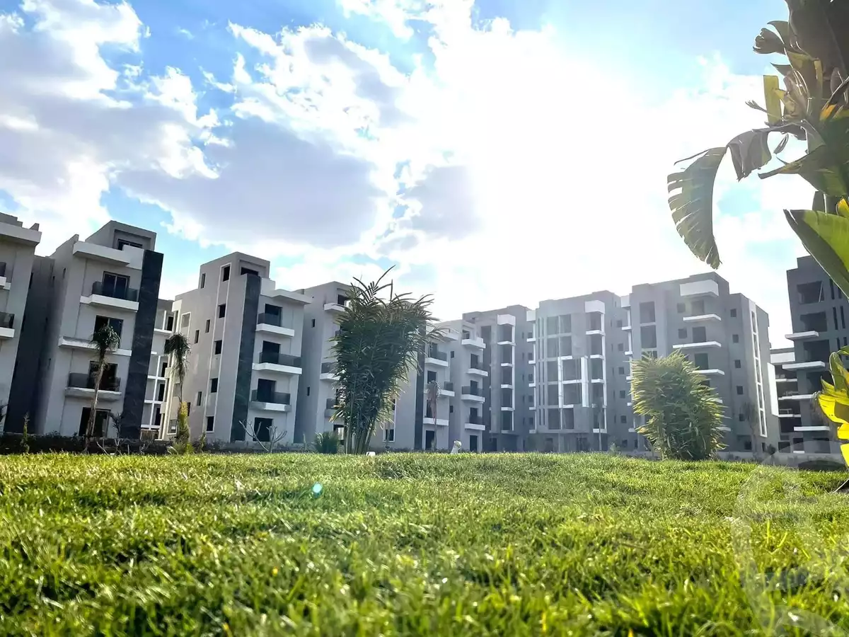 https://aqarmap.com.eg/ar/listing/4345097-for-sale-cairo-6th-of-october-compound-sun-capital