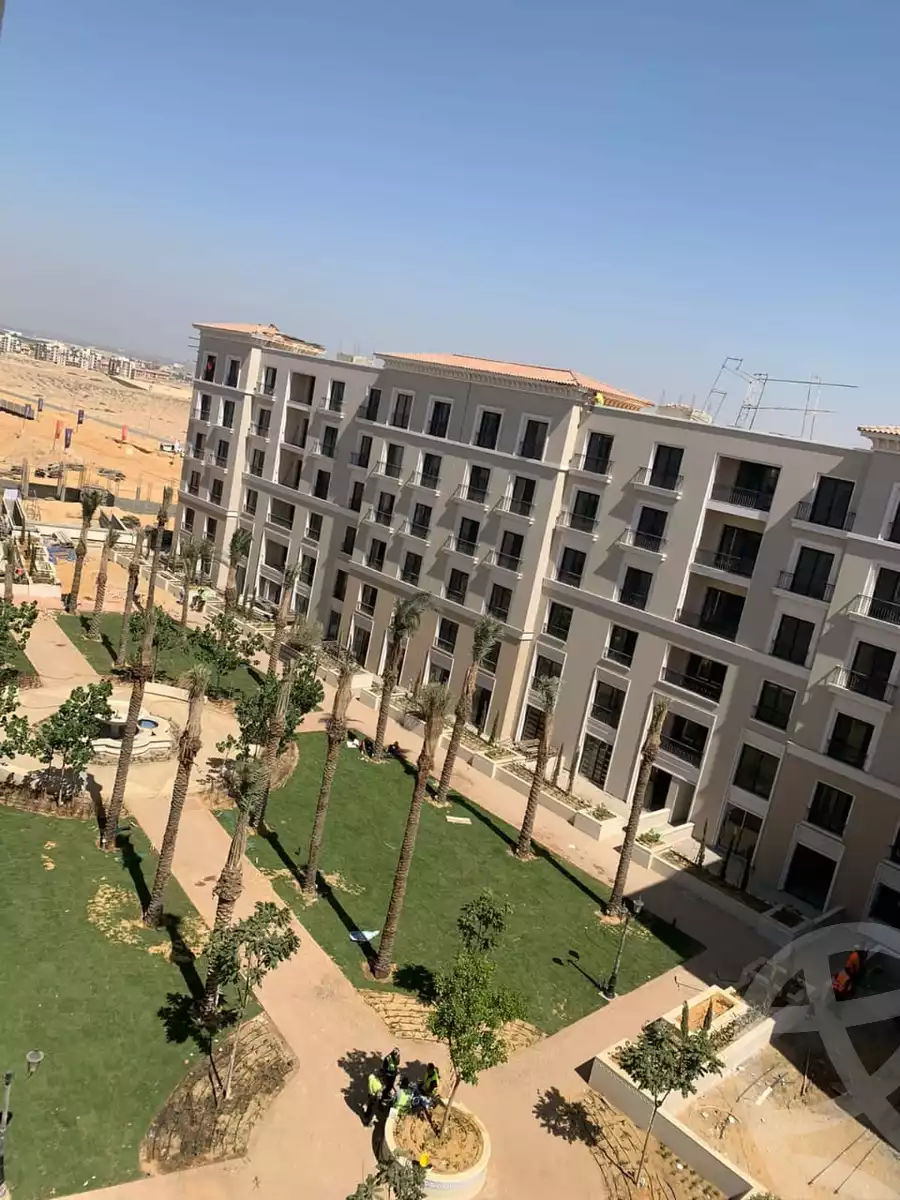 https://aqarmap.com.eg/en/listing/4348186-for-sale-cairo-el-sheikh-zayed-city-compounds-kmbwnd-fyldj-wyst-dr-llttwyr