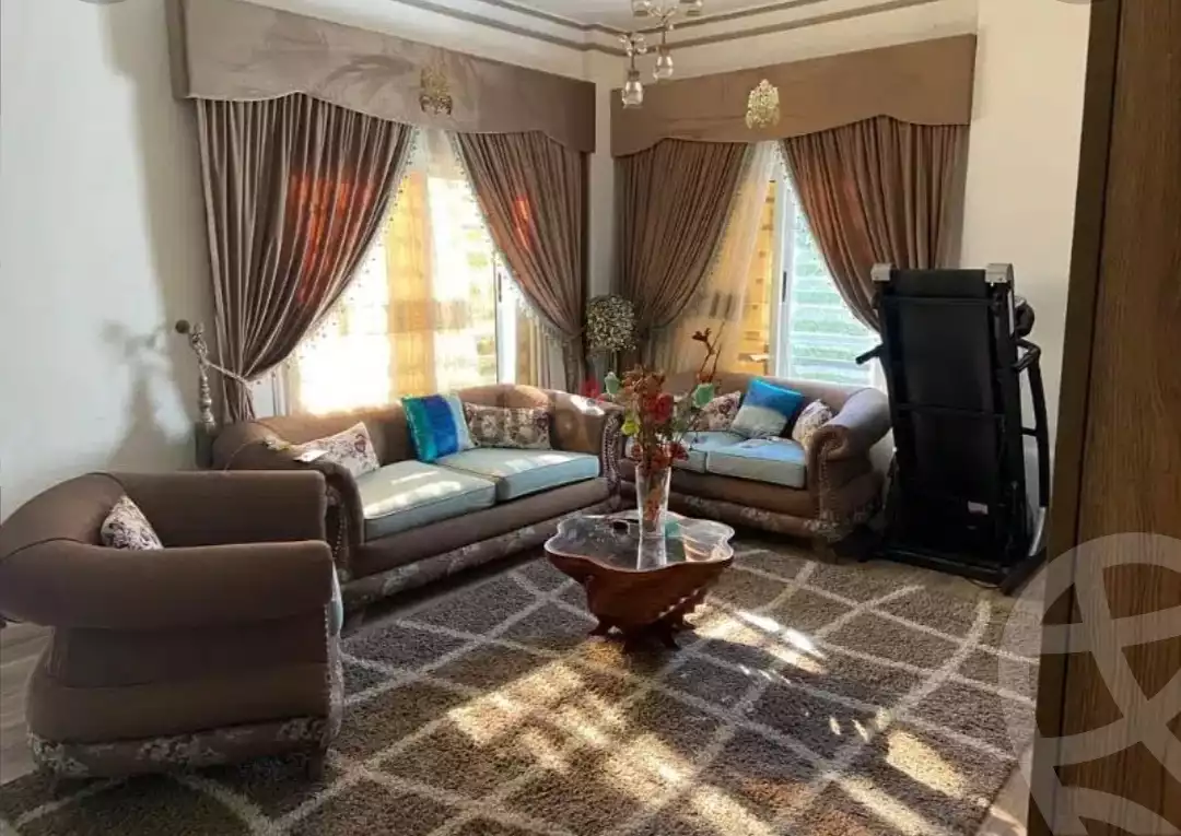 https://aqarmap.com.eg/ar/listing/4349744-for-rent-mohamed-rashid-st