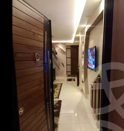 https://aqarmap.com.eg/ar/listing/4352699-for-sale-cairo-hadayek-el-koba-teraat-al-gabal-st