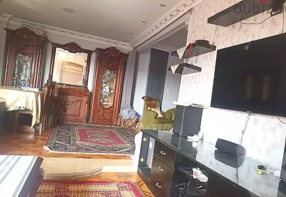 https://aqarmap.com.eg/en/listing/4355090-for-sale-hamfrs-st