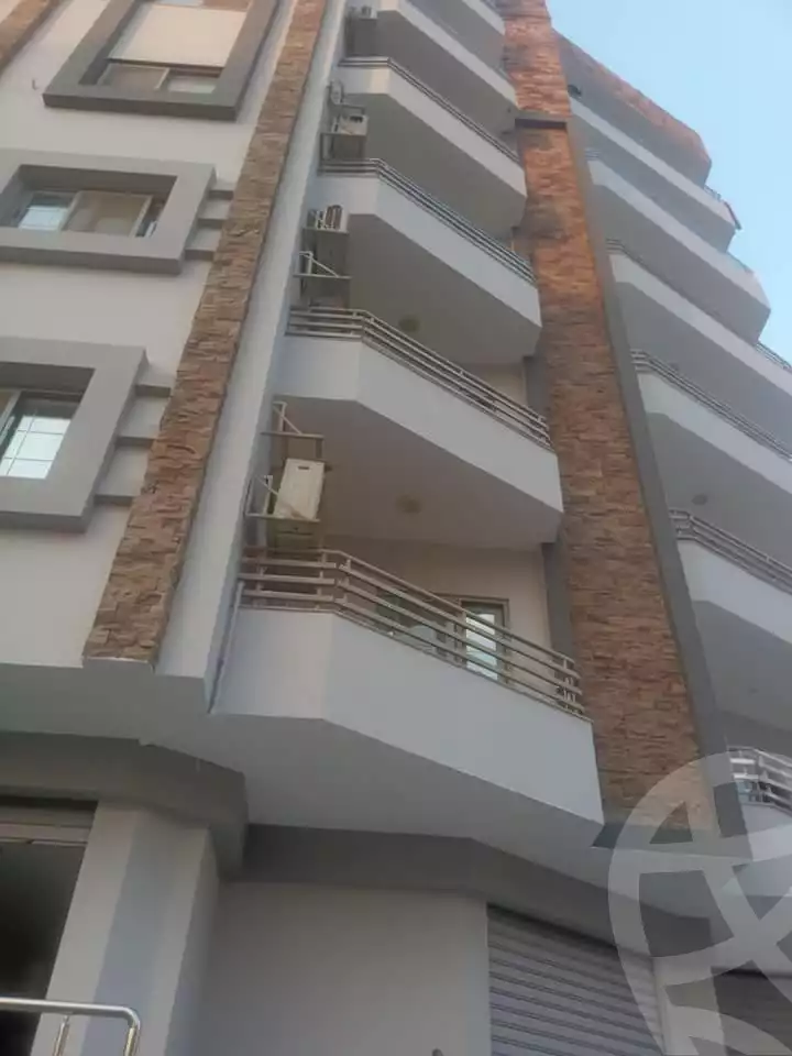 https://aqarmap.com.eg/en/listing/4356094-for-rent-cairo-mokattam-lhdb-l-ly-shr-17