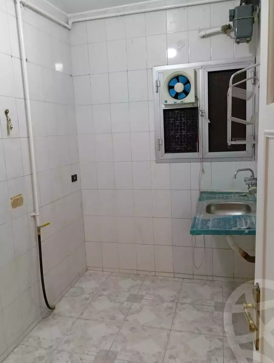https://aqarmap.com.eg/en/listing/4356150-for-rent-cairo-ain-shams-ahmed-esmat-st