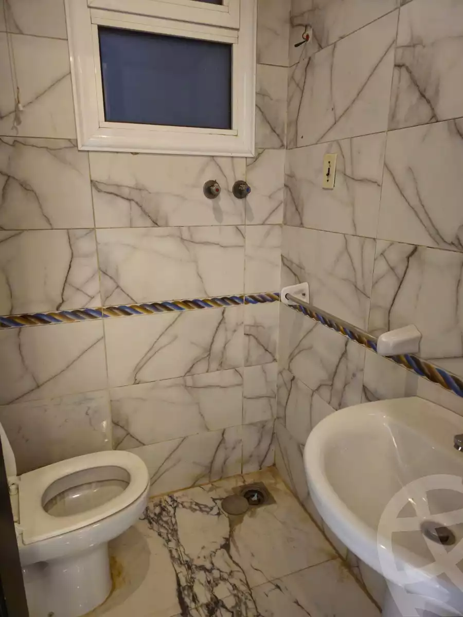 https://aqarmap.com.eg/ar/listing/4358584-for-sale-cairo-cairo-hdyq-lhrm-lmntqh