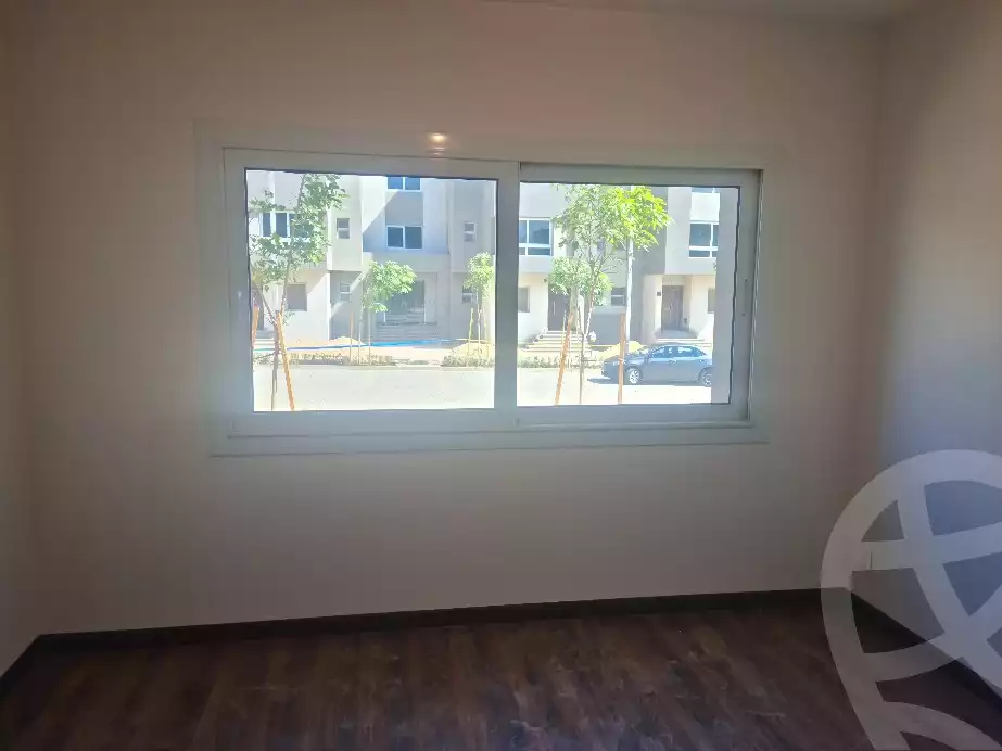 https://aqarmap.com.eg/en/listing/4364883-for-sale-cairo-el-sheikh-zayed-city-shr-lbstn