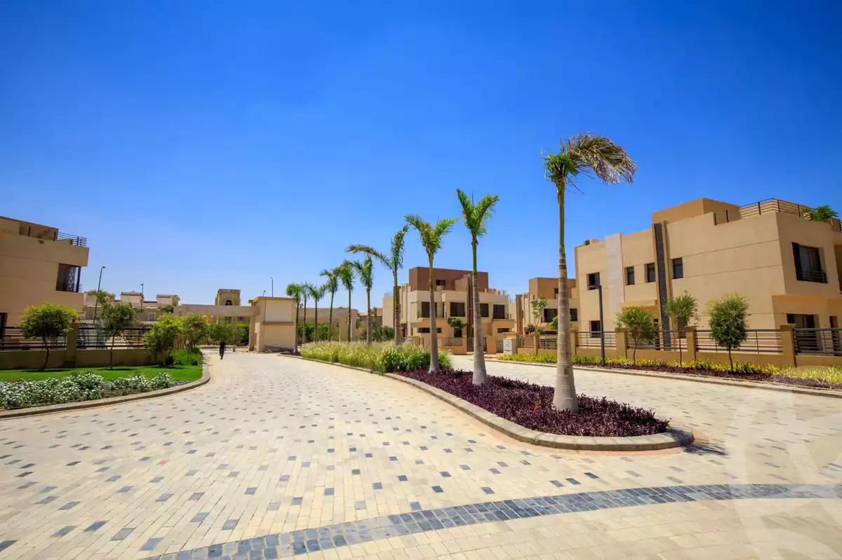 https://aqarmap.com.eg/en/listing/4365750-for-sale-cairo-el-sheikh-zayed-city-compounds-in-sheikh-zayed-alma