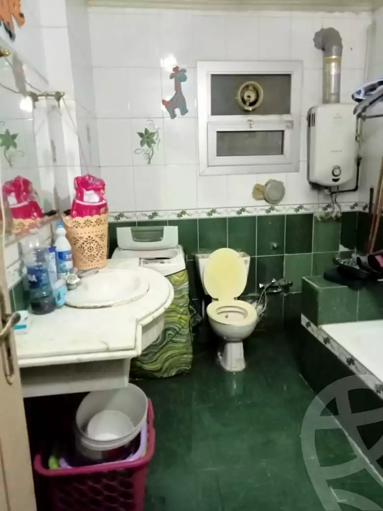 https://aqarmap.com.eg/en/listing/4368456-for-rent-cairo-downtown-el-darb-elahmer-al-qalaaha-st