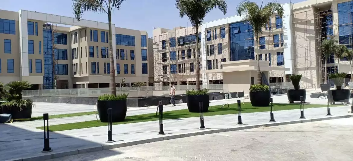 https://aqarmap.com.eg/en/listing/4372488-for-rent-cairo-new-cairo-compounds-ytrn-hylth-kyr-syty-lmthdwn-llttwyr