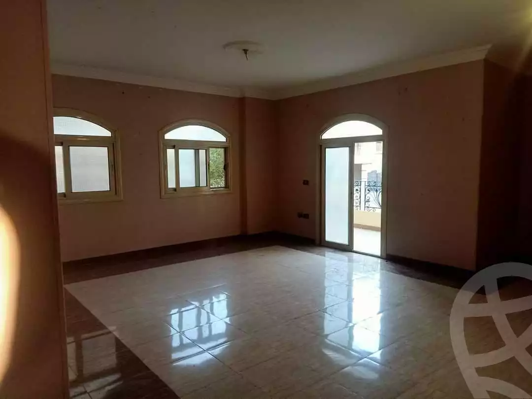 https://aqarmap.com.eg/ar/listing/4374970-for-rent-cairo-mokattam-lhdb-l-ly-shr-krym-bnwn