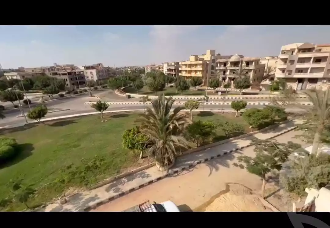 https://aqarmap.com.eg/en/listing/4380579-for-sale-cairo-el-shorouk-lhy-lwl-grb-neighbourhood-1-street-12