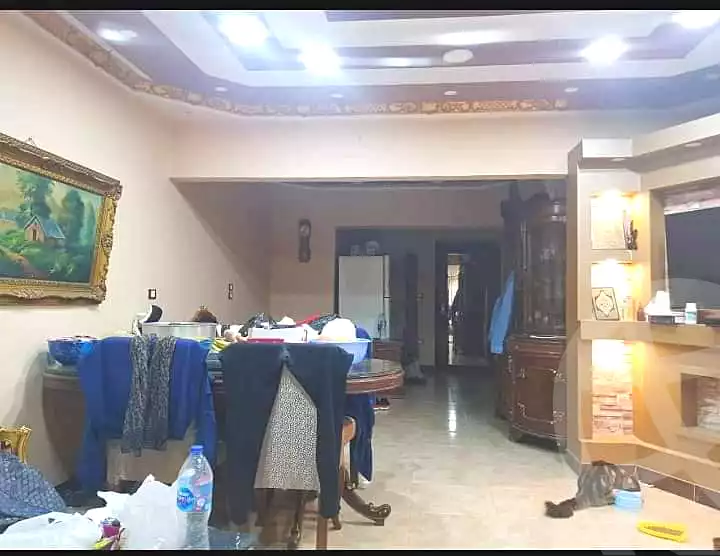 https://aqarmap.com.eg/en/listing/4382854-for-sale-cairo-shoubra-jzyr-bdrn-haret-rod-al-farag