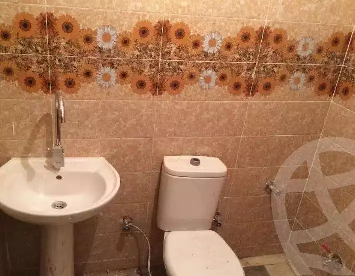 https://aqarmap.com.eg/ar/listing/4384597-for-rent-el-amir-st