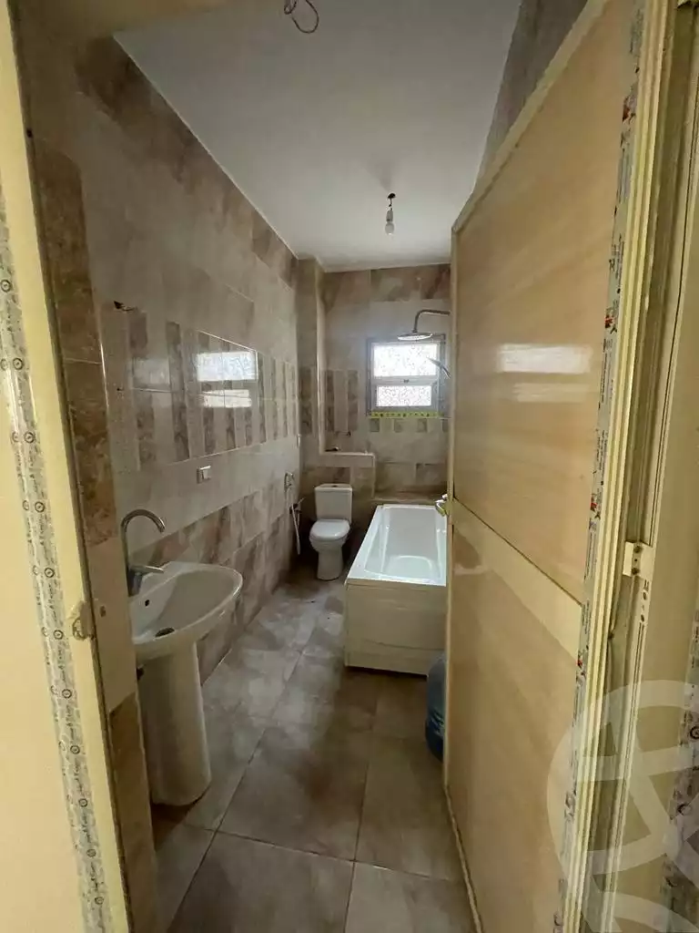 https://aqarmap.com.eg/ar/listing/4387447-for-rent-cairo-al-oubour-el-hay-el-tamen
