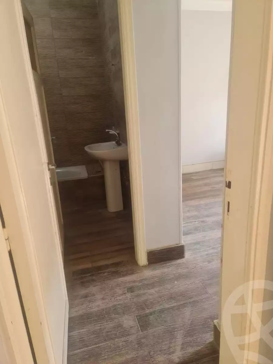 https://aqarmap.com.eg/ar/listing/4403370-for-sale-cairo-ain-shams-mnshy-lthryr