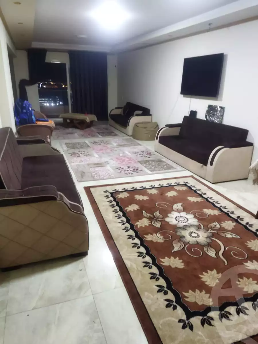 https://aqarmap.com.eg/ar/listing/4432404-for-sale-alexandria-moharram-bey-kanal-al-mahmoudeya-al-bahri-st