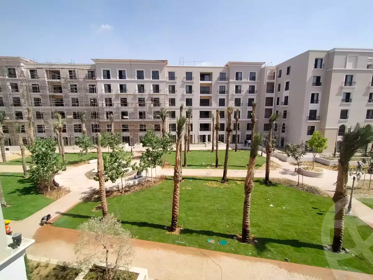 https://aqarmap.com.eg/ar/listing/4936587-for-sale-cairo-el-sheikh-zayed-city-compounds-kmbwnd-fyldj-wyst-dr-llttwyr