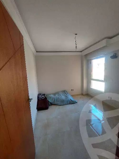 https://aqarmap.com.eg/ar/listing/4469791-for-rent-cairo-6th-of-october-hadaeq-october-kmbwnd-fy-hdyq-ktwbr-djlh-blmz-m-mr-lmrshdy
