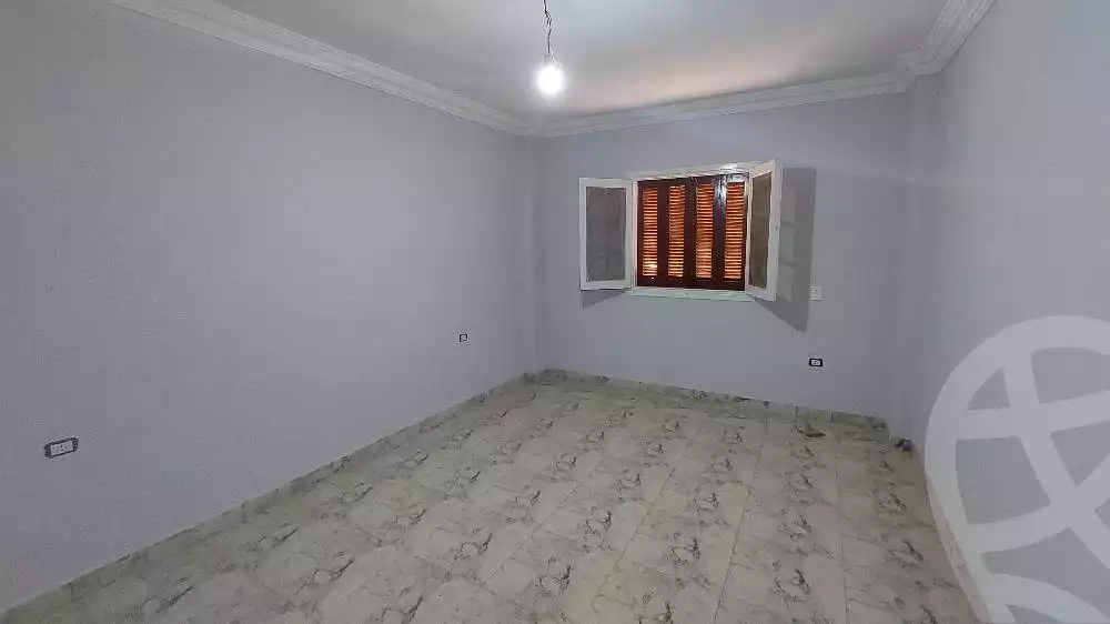 https://aqarmap.com.eg/ar/listing/4473650-for-rent-cairo-mokattam-lhdb-l-ly-shr-krym-bnwn