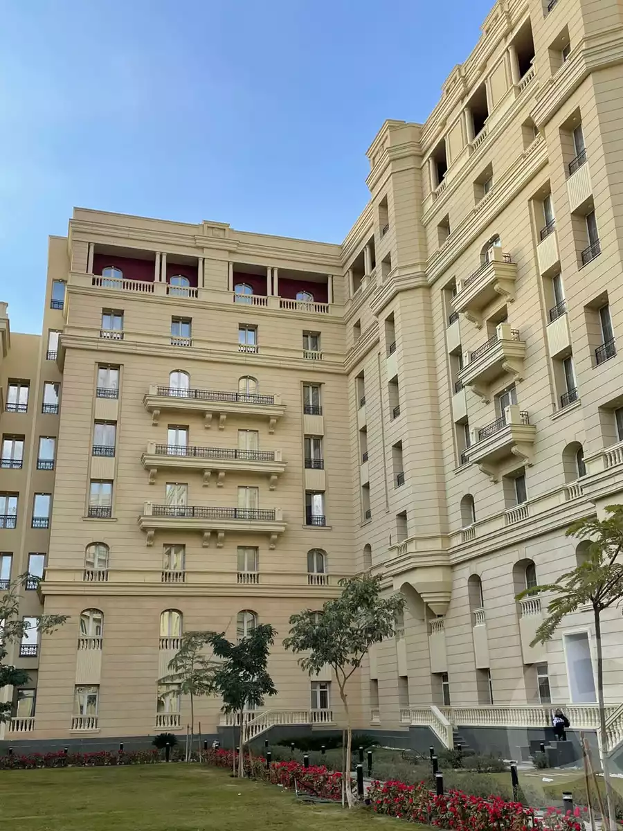 https://aqarmap.com.eg/ar/listing/4499478-for-sale-cairo-new-administrative-capital-r5-garden-city-compound-city-edge