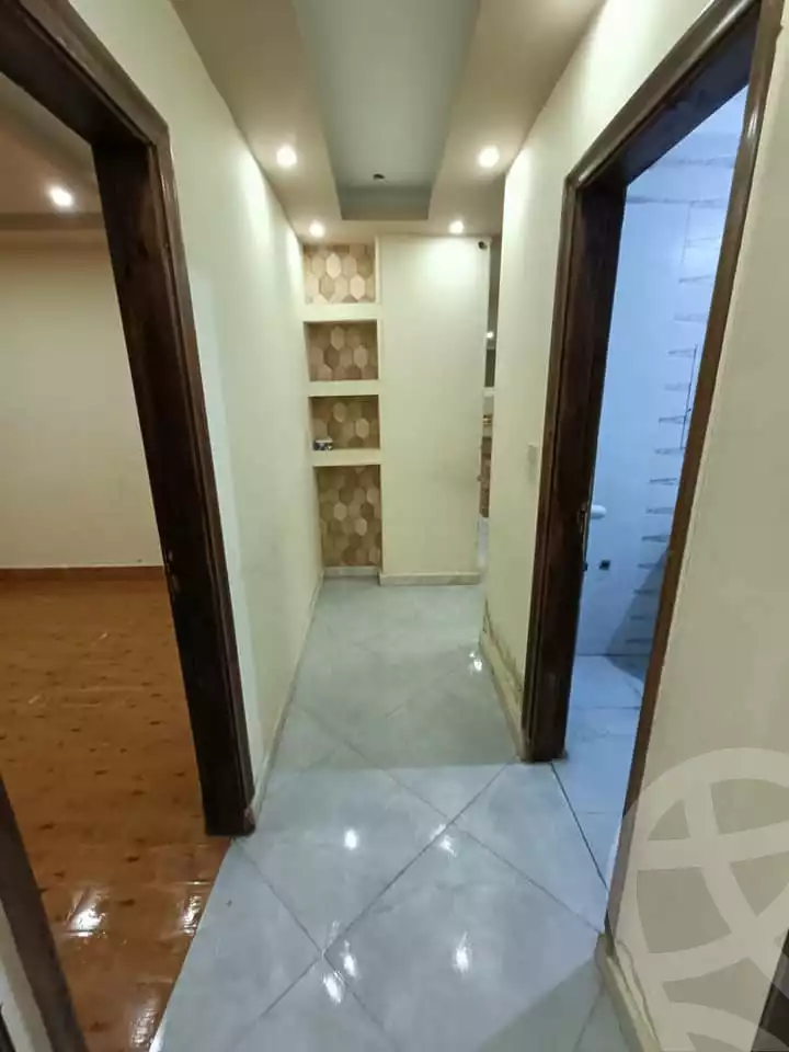 https://aqarmap.com.eg/en/listing/4500244-for-rent-cairo-mokattam-lhdb-l-ly-shr-krym-bnwn