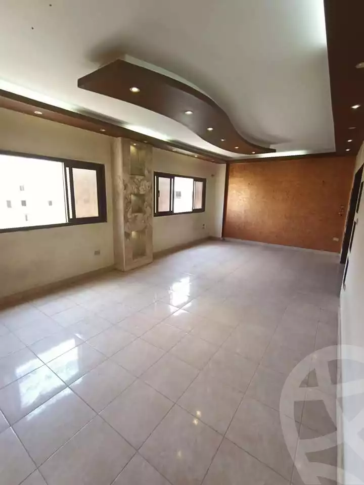 https://aqarmap.com.eg/en/listing/4500796-for-rent-cairo-mokattam-lhdb-l-ly