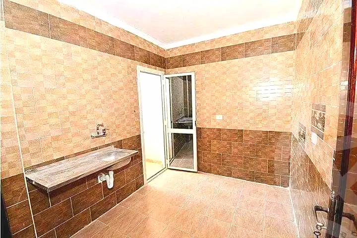 https://aqarmap.com.eg/ar/listing/4507965-for-sale-cairo-badr-city-manteqat-el-100-fadan