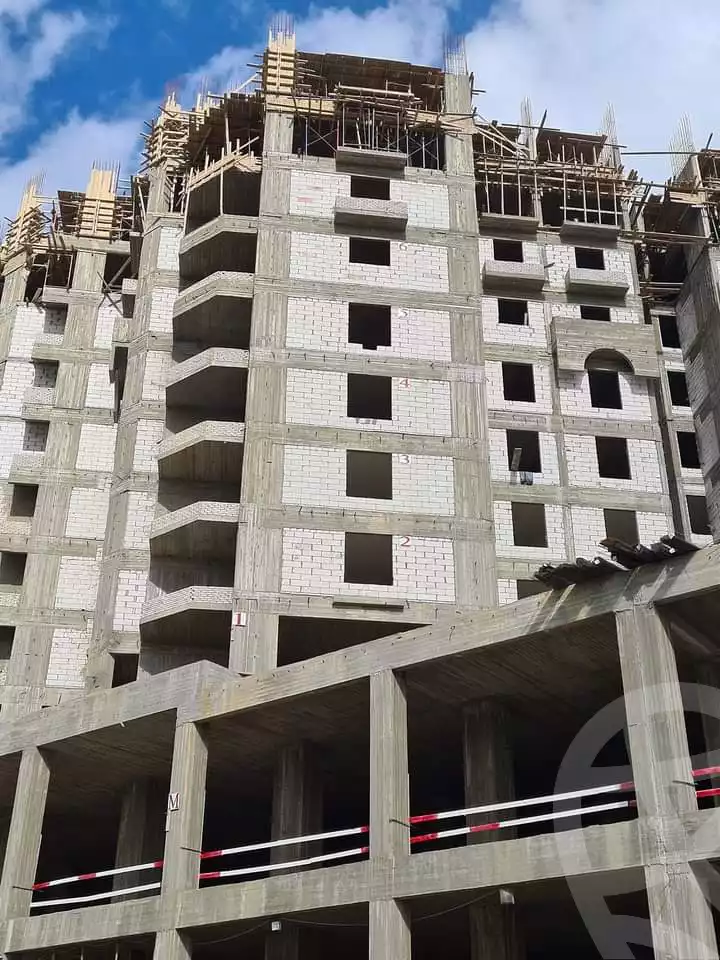 https://aqarmap.com.eg/ar/listing/4510171-for-sale-alexandria-compounds-dh-ryz