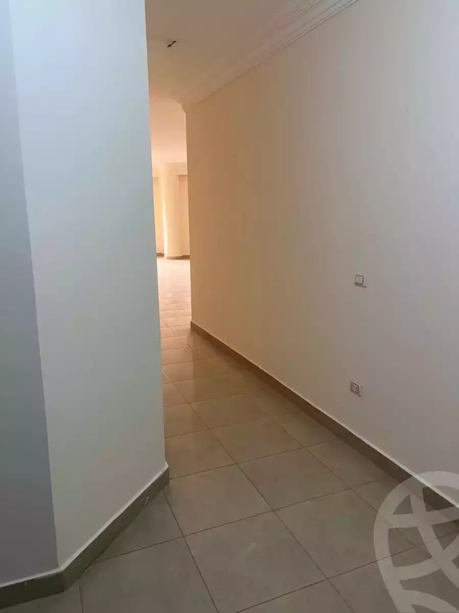 https://aqarmap.com.eg/en/listing/4512644-for-rent-cairo-new-cairo-first-settlement-mhwr-mstfy-kml