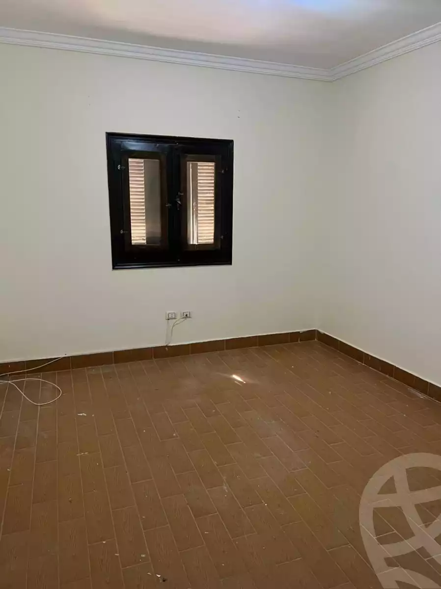 https://aqarmap.com.eg/en/listing/4512644-for-rent-cairo-new-cairo-first-settlement-mhwr-mstfy-kml