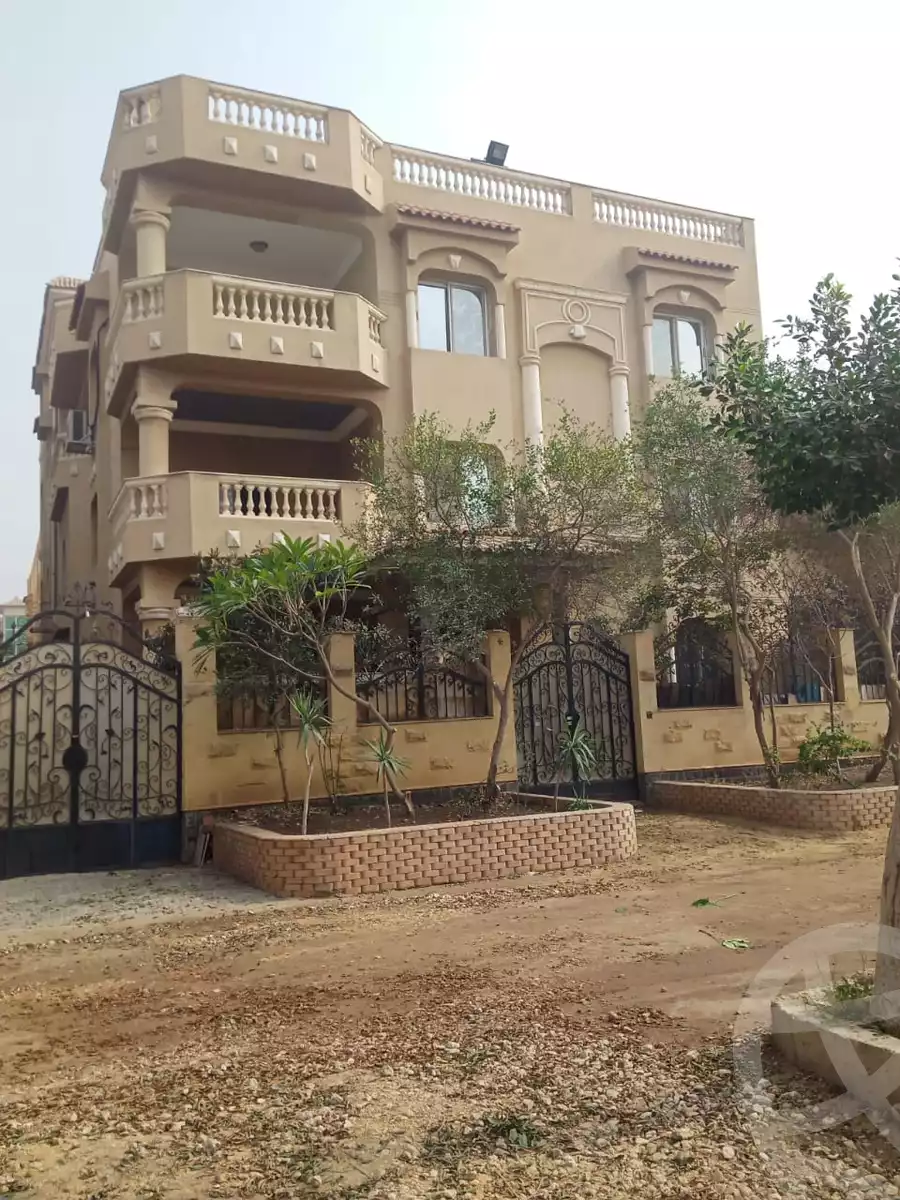 https://aqarmap.com.eg/en/listing/5595750-for-sale-cairo-al-oubour-el-hay-el-sades-el-sheikh-mohamed-refaat-st