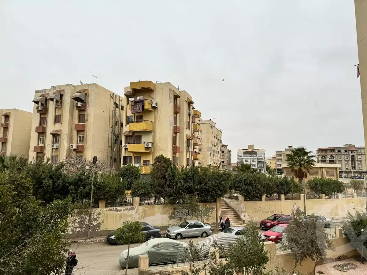 https://aqarmap.com.eg/ar/listing/4554803-for-sale-cairo-new-cairo-ltjm-lkhms-el-ahyaa-fourth-neighborhood-street-12